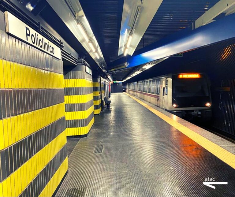 Fermata Metro B Policlinico